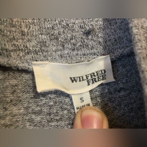 〰️ Wilfred | Grey/Silver Mockneck Sweater - Picture 3 of 3